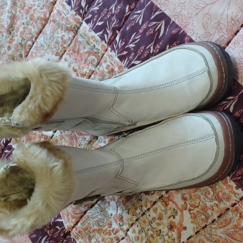 Women's Warm Boots - Picture 6 of 6